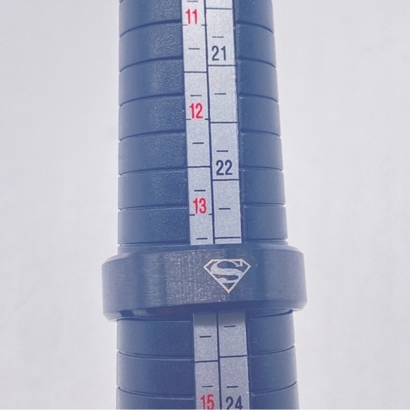 8MM Men’s Stainless Steel Band Ring Superman Logo Black Size 13 - Picture 7 of 8